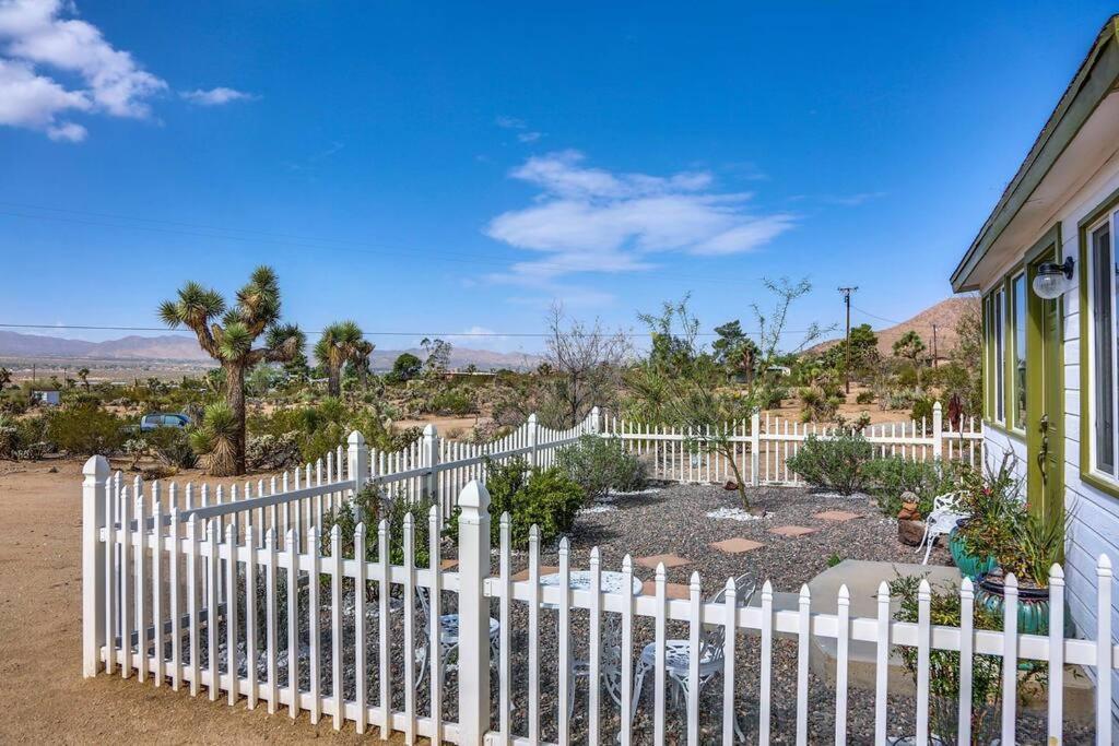 Jt Cottage Yucca Valley Eksteriør bilde