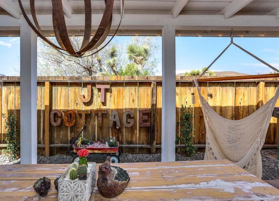 Jt Cottage Yucca Valley Eksteriør bilde